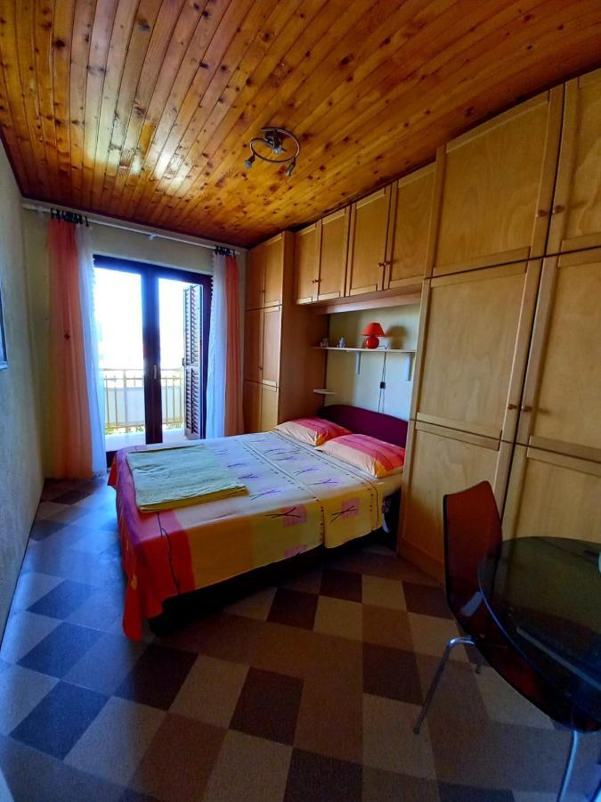 Apartman Toni Trogir Exterior foto